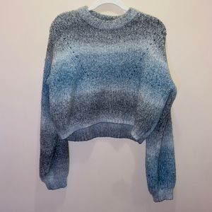 Cropped knit blue sweater
